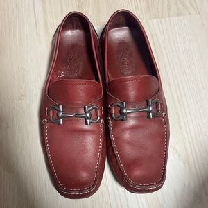 Salvatore Ferragamo Men's Burgundy Leather Loafers